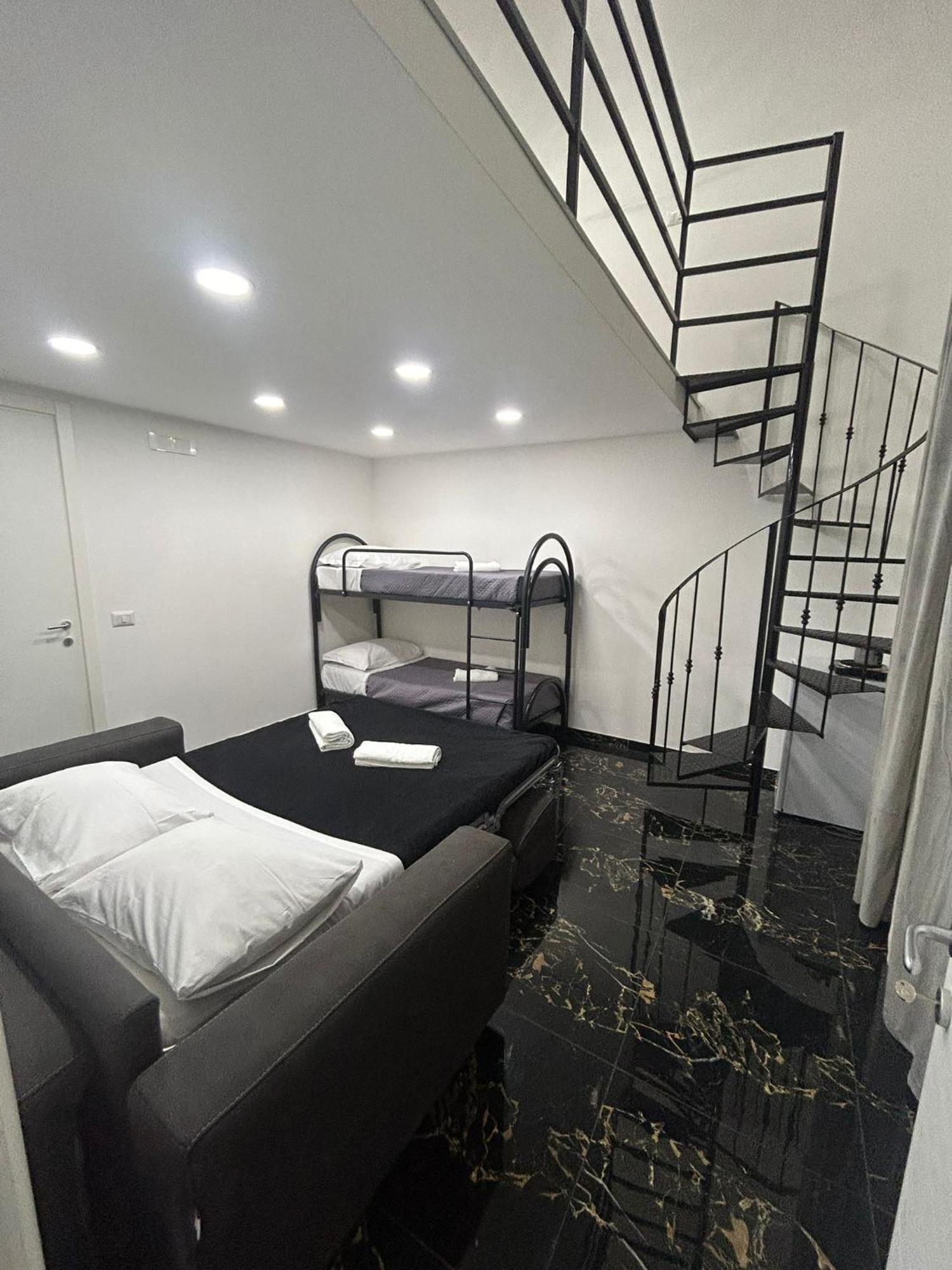 Valentino Luxury Suites ナポリ エクステリア 写真