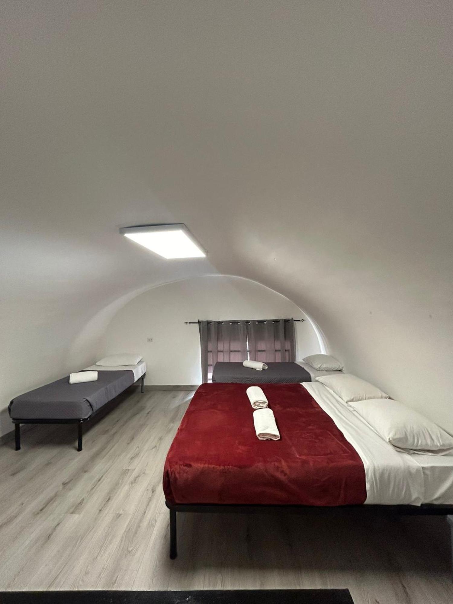 Valentino Luxury Suites ナポリ エクステリア 写真